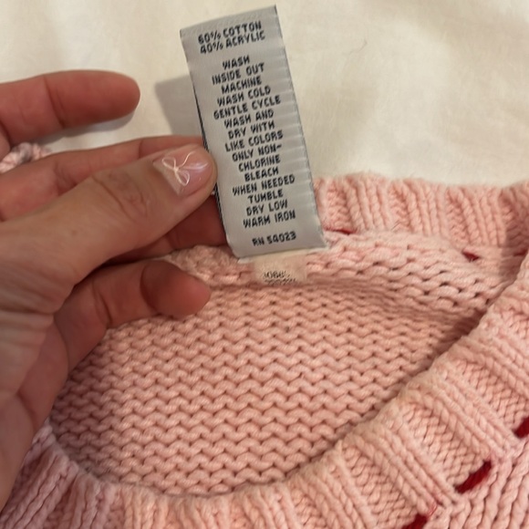 Pink coquette Rose sweater - Picture 10 of 13